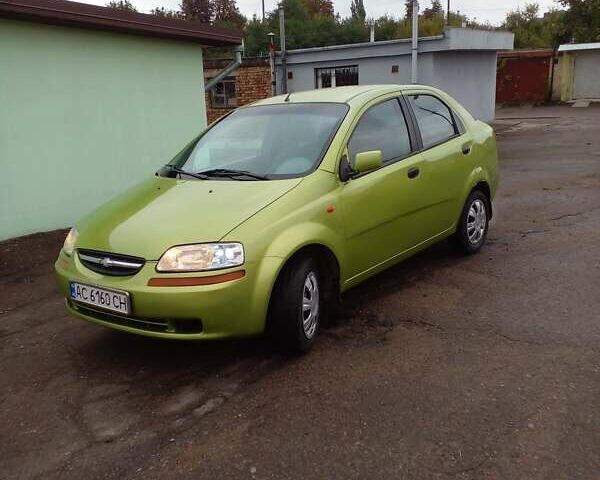 Зелений Шевроле Авео, об'ємом двигуна 1.5 л та пробігом 265 тис. км за 1950 $, фото 6 на Automoto.ua