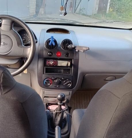 Зелений Шевроле Авео, об'ємом двигуна 1.5 л та пробігом 26 тис. км за 3500 $, фото 2 на Automoto.ua