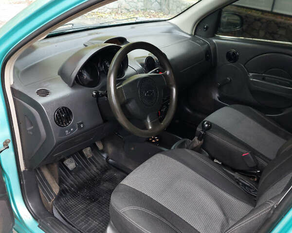 Зелений Шевроле Авео, об'ємом двигуна 1.5 л та пробігом 190 тис. км за 2800 $, фото 12 на Automoto.ua