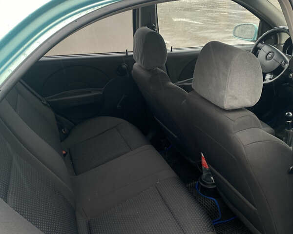 Зелений Шевроле Авео, об'ємом двигуна 1.5 л та пробігом 180 тис. км за 3250 $, фото 21 на Automoto.ua