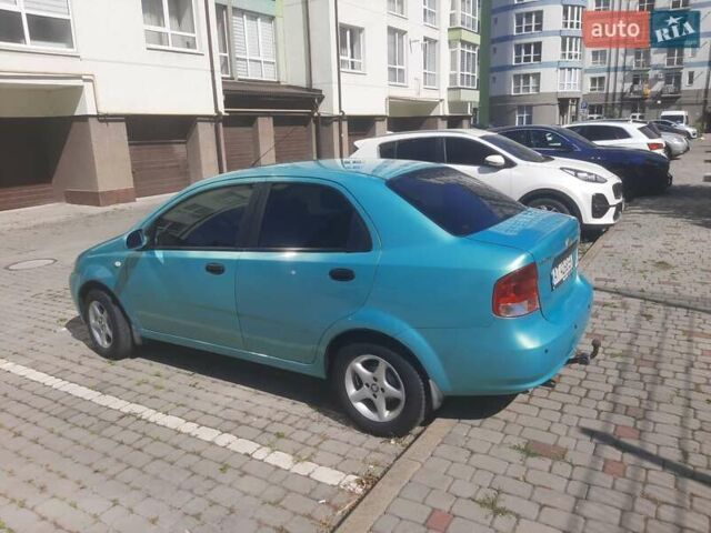 Зеленый Шевроле Авео, объемом двигателя 1.5 л и пробегом 260 тыс. км за 3400 $, фото 8 на Automoto.ua