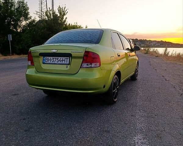 Зеленый Шевроле Авео, объемом двигателя 1.5 л и пробегом 254 тыс. км за 3500 $, фото 7 на Automoto.ua