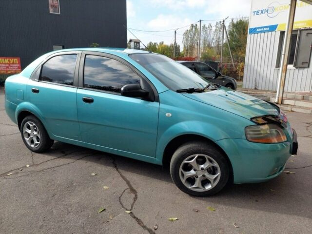 Зелений Шевроле Авео, об'ємом двигуна 1.5 л та пробігом 190 тис. км за 2800 $, фото 6 на Automoto.ua