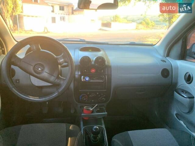 Зеленый Шевроле Авео, объемом двигателя 1.6 л и пробегом 300 тыс. км за 1650 $, фото 8 на Automoto.ua