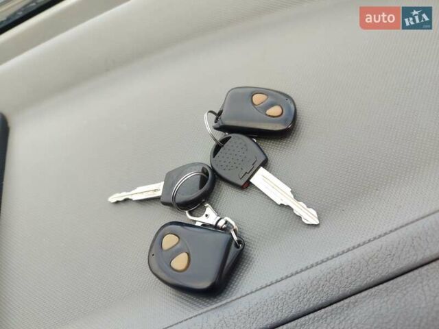 Зелений Шевроле Авео, об'ємом двигуна 1.5 л та пробігом 185 тис. км за 3699 $, фото 14 на Automoto.ua