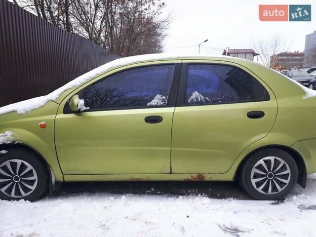 Зелений Шевроле Авео, об'ємом двигуна 1.5 л та пробігом 177 тис. км за 2600 $, фото 8 на Automoto.ua