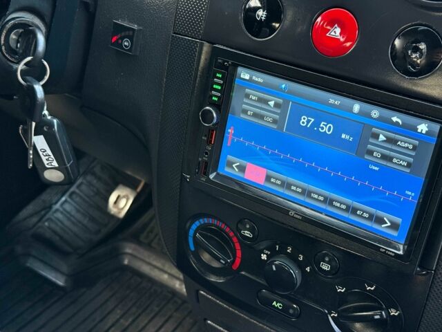 Зелений Шевроле Авео, об'ємом двигуна 1.5 л та пробігом 285 тис. км за 3200 $, фото 13 на Automoto.ua