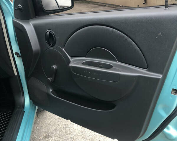 Зелений Шевроле Авео, об'ємом двигуна 1.5 л та пробігом 161 тис. км за 3500 $, фото 25 на Automoto.ua