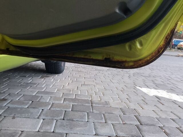 Зеленый Шевроле Авео, объемом двигателя 1.5 л и пробегом 107 тыс. км за 2000 $, фото 20 на Automoto.ua