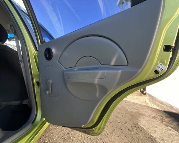 Зелений Шевроле Авео, об'ємом двигуна 1.5 л та пробігом 201 тис. км за 3200 $, фото 19 на Automoto.ua