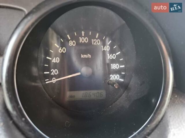Зеленый Шевроле Авео, объемом двигателя 1.5 л и пробегом 186 тыс. км за 2500 $, фото 1 на Automoto.ua