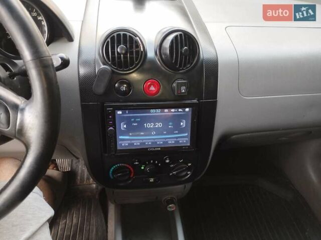 Зеленый Шевроле Авео, объемом двигателя 1.5 л и пробегом 230 тыс. км за 3000 $, фото 6 на Automoto.ua