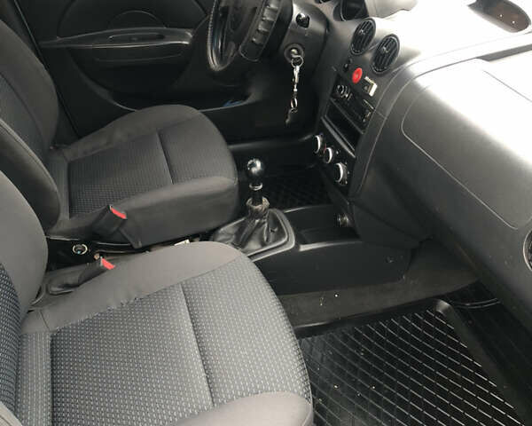 Зелений Шевроле Авео, об'ємом двигуна 1.5 л та пробігом 161 тис. км за 3500 $, фото 24 на Automoto.ua