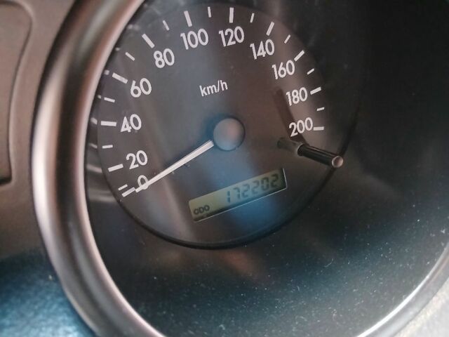 Зеленый Шевроле Авео, объемом двигателя 1.5 л и пробегом 170 тыс. км за 3000 $, фото 3 на Automoto.ua