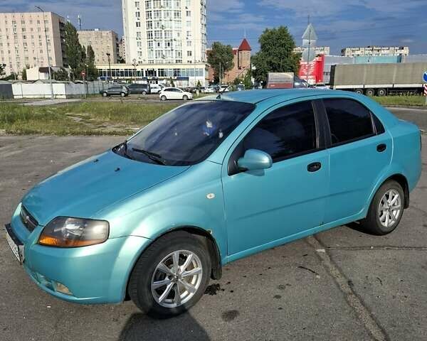 Зеленый Шевроле Авео, объемом двигателя 1.5 л и пробегом 186 тыс. км за 2500 $, фото 3 на Automoto.ua