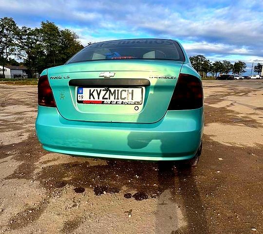 Зеленый Шевроле Авео, объемом двигателя 1.5 л и пробегом 179 тыс. км за 3150 $, фото 1 на Automoto.ua