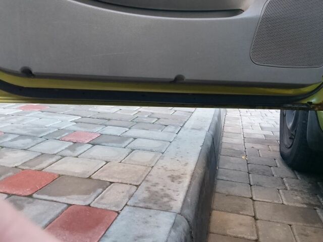 Зеленый Шевроле Авео, объемом двигателя 1.5 л и пробегом 107 тыс. км за 2000 $, фото 15 на Automoto.ua