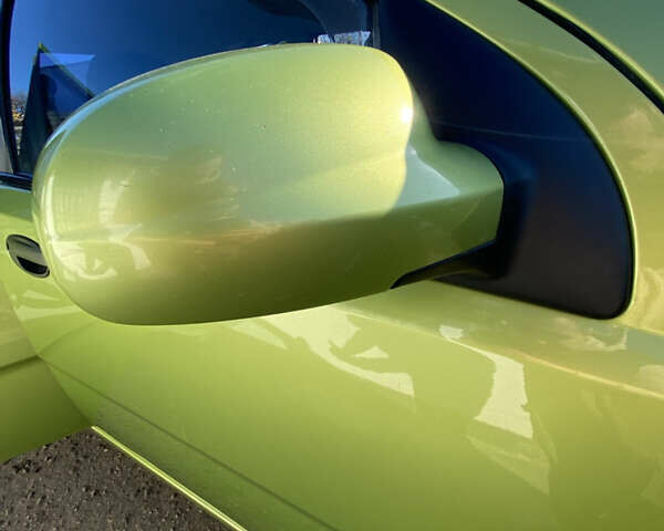 Зелений Шевроле Авео, об'ємом двигуна 1.5 л та пробігом 201 тис. км за 3200 $, фото 35 на Automoto.ua