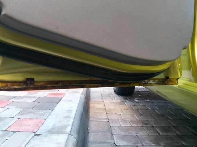 Зеленый Шевроле Авео, объемом двигателя 1.5 л и пробегом 107 тыс. км за 2000 $, фото 18 на Automoto.ua