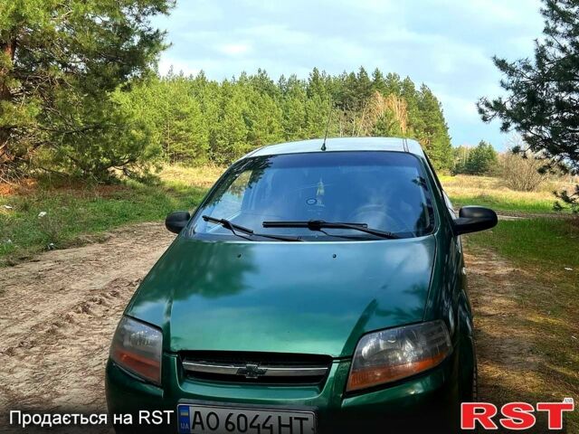 Зеленый Шевроле Авео, объемом двигателя 1.5 л и пробегом 450 тыс. км за 1350 $, фото 6 на Automoto.ua