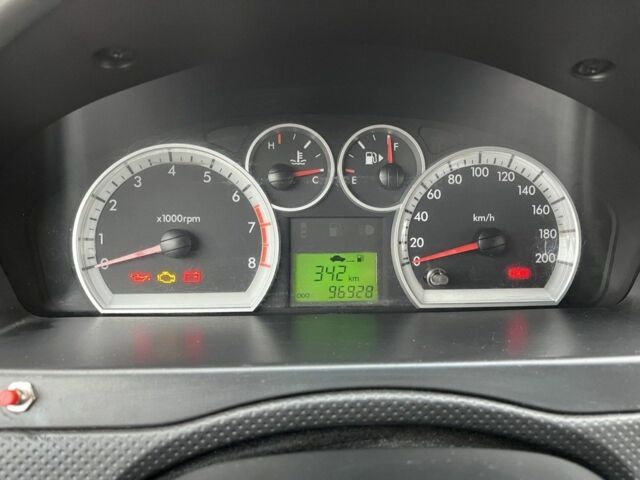 Зелений Шевроле Авео, об'ємом двигуна 1.5 л та пробігом 97 тис. км за 4196 $, фото 2 на Automoto.ua