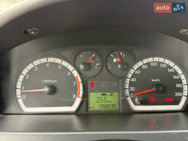 Зеленый Шевроле Авео, объемом двигателя 1.5 л и пробегом 198 тыс. км за 3999 $, фото 17 на Automoto.ua