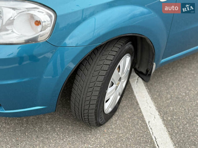 Зеленый Шевроле Авео, объемом двигателя 1.5 л и пробегом 198 тыс. км за 3999 $, фото 12 на Automoto.ua