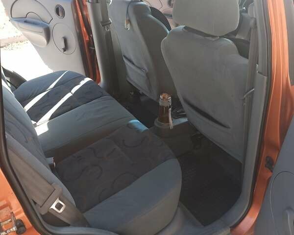 Оранжевый Шевроле Авео, объемом двигателя 1.5 л и пробегом 220 тыс. км за 2500 $, фото 8 на Automoto.ua
