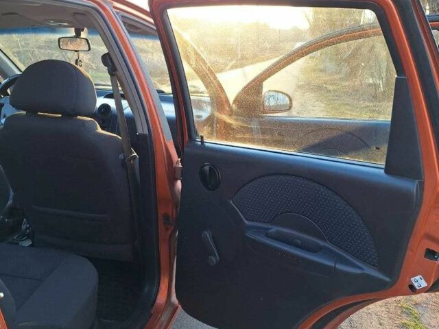 Оранжевый Шевроле Авео, объемом двигателя 1.2 л и пробегом 2 тыс. км за 2500 $, фото 6 на Automoto.ua