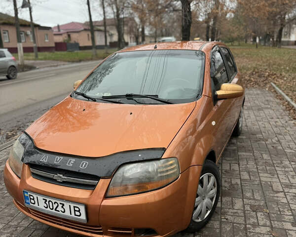 Оранжевый Шевроле Авео, объемом двигателя 1.5 л и пробегом 217 тыс. км за 2850 $, фото 2 на Automoto.ua