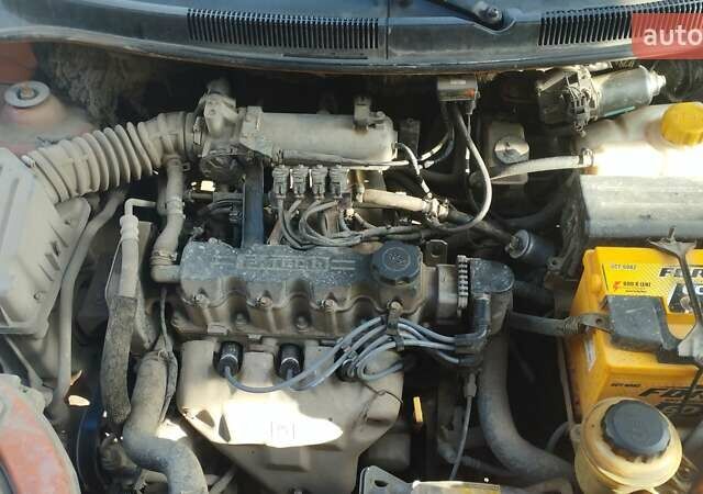 Оранжевый Шевроле Авео, объемом двигателя 1.5 л и пробегом 351 тыс. км за 3000 $, фото 14 на Automoto.ua