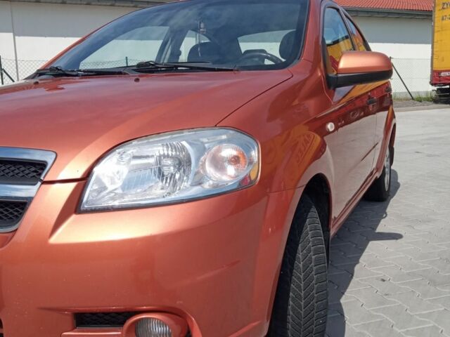 Оранжевый Шевроле Авео, объемом двигателя 1.5 л и пробегом 250 тыс. км за 3150 $, фото 10 на Automoto.ua