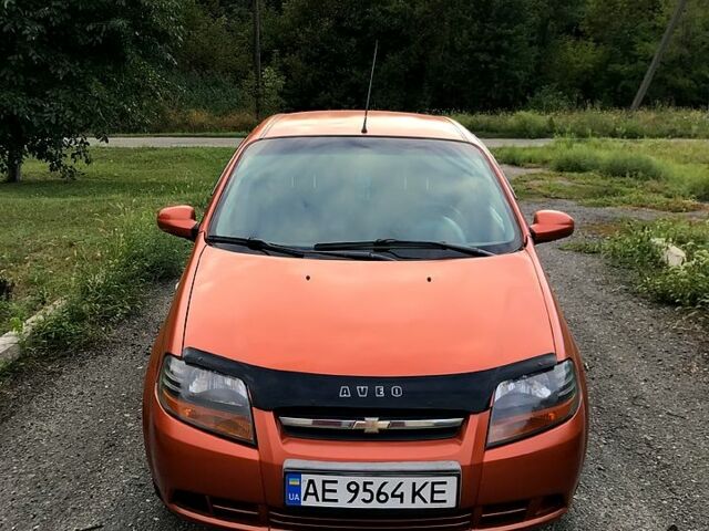 Оранжевый Шевроле Авео, объемом двигателя 1.5 л и пробегом 224 тыс. км за 2200 $, фото 2 на Automoto.ua