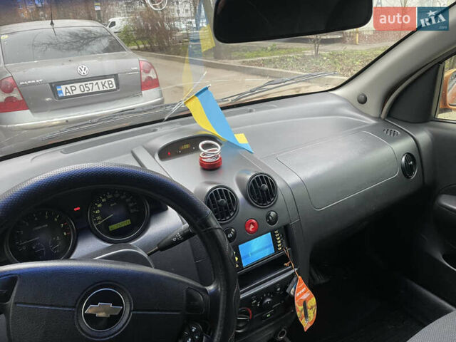 Помаранчевий Шевроле Авео, об'ємом двигуна 1.5 л та пробігом 240 тис. км за 2700 $, фото 9 на Automoto.ua