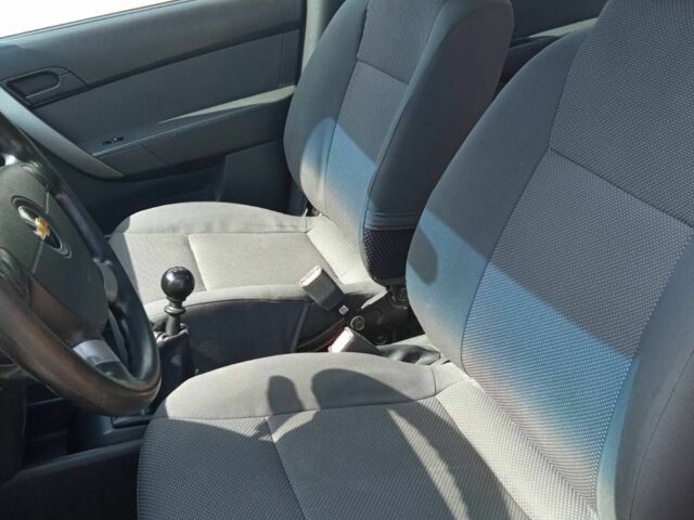 Оранжевый Шевроле Авео, объемом двигателя 1.5 л и пробегом 250 тыс. км за 3150 $, фото 5 на Automoto.ua