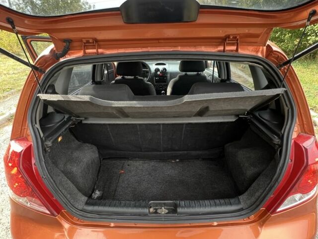 Помаранчевий Шевроле Авео, об'ємом двигуна 1.5 л та пробігом 202 тис. км за 3250 $, фото 19 на Automoto.ua