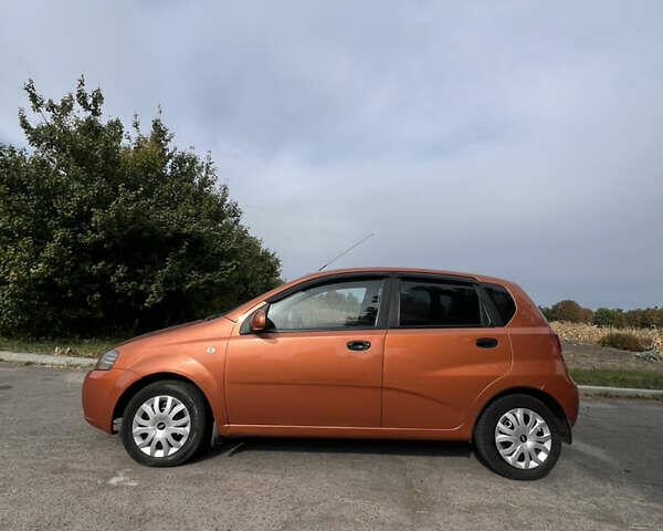 Оранжевый Шевроле Авео, объемом двигателя 1.5 л и пробегом 202 тыс. км за 3400 $, фото 5 на Automoto.ua