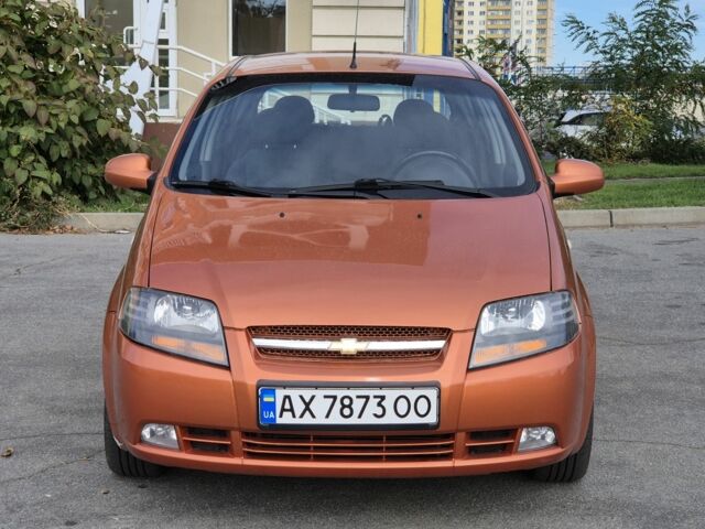 Оранжевый Шевроле Авео, объемом двигателя 1.4 л и пробегом 184 тыс. км за 3814 $, фото 1 на Automoto.ua