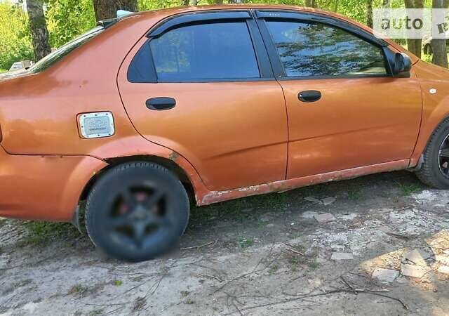 Помаранчевий Шевроле Авео, об'ємом двигуна 1.5 л та пробігом 280 тис. км за 1700 $, фото 2 на Automoto.ua