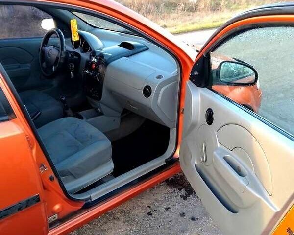 Оранжевый Шевроле Авео, объемом двигателя 1.5 л и пробегом 243 тыс. км за 2780 $, фото 11 на Automoto.ua