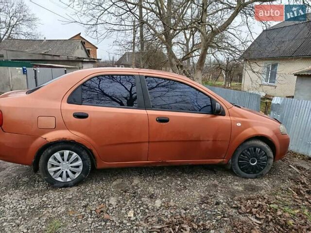 Помаранчевий Шевроле Авео, об'ємом двигуна 1.5 л та пробігом 280 тис. км за 1700 $, фото 2 на Automoto.ua