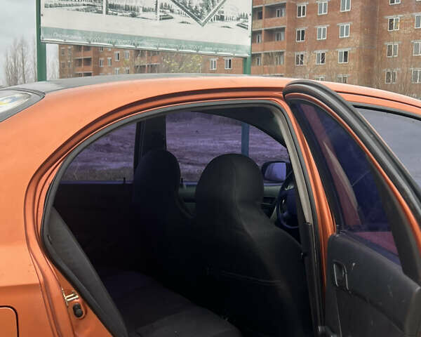Помаранчевий Шевроле Авео, об'ємом двигуна 1.5 л та пробігом 440 тис. км за 2500 $, фото 5 на Automoto.ua