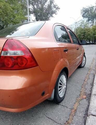 Шевроле Авео 2006 в Южноукраинске на Automoto.ua Оранжевый Шевроле Авео, объемом двигателя 1.5 л и пробегом 256 тыс. км за 3750 $, фото 17 на Automoto.ua