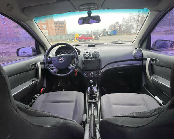 Помаранчевий Шевроле Авео, об'ємом двигуна 1.5 л та пробігом 440 тис. км за 2500 $, фото 3 на Automoto.ua