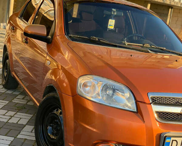 Оранжевый Шевроле Авео, объемом двигателя 1.5 л и пробегом 248 тыс. км за 3500 $, фото 3 на Automoto.ua