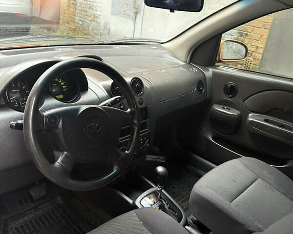 Помаранчевий Шевроле Авео, об'ємом двигуна 1.5 л та пробігом 142 тис. км за 3500 $, фото 10 на Automoto.ua