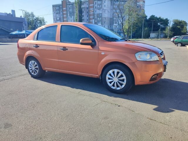 Оранжевый Шевроле Авео, объемом двигателя 1.5 л и пробегом 240 тыс. км за 3500 $, фото 4 на Automoto.ua