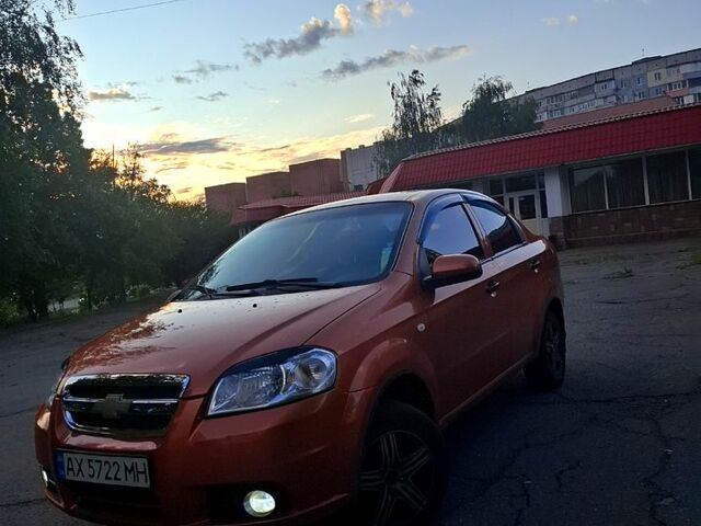 Оранжевый Шевроле Авео, объемом двигателя 1.5 л и пробегом 338 тыс. км за 3400 $, фото 1 на Automoto.ua
