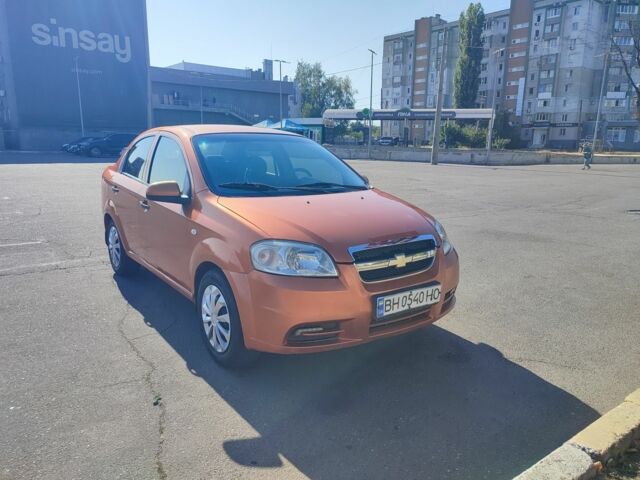 Оранжевый Шевроле Авео, объемом двигателя 1.5 л и пробегом 240 тыс. км за 3500 $, фото 2 на Automoto.ua