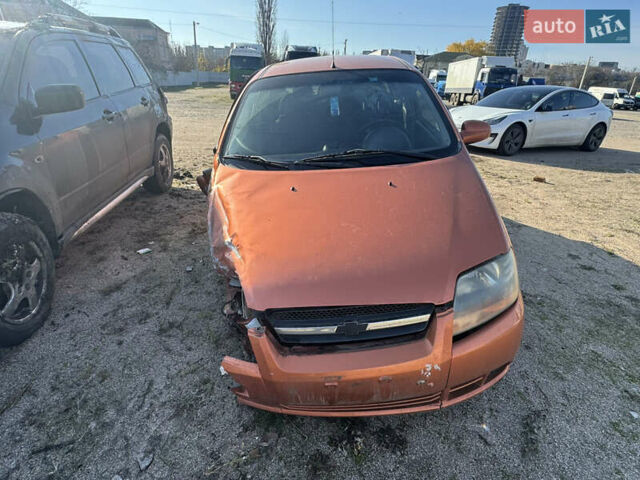 Оранжевый Шевроле Авео, объемом двигателя 0 л и пробегом 179 тыс. км за 950 $, фото 7 на Automoto.ua